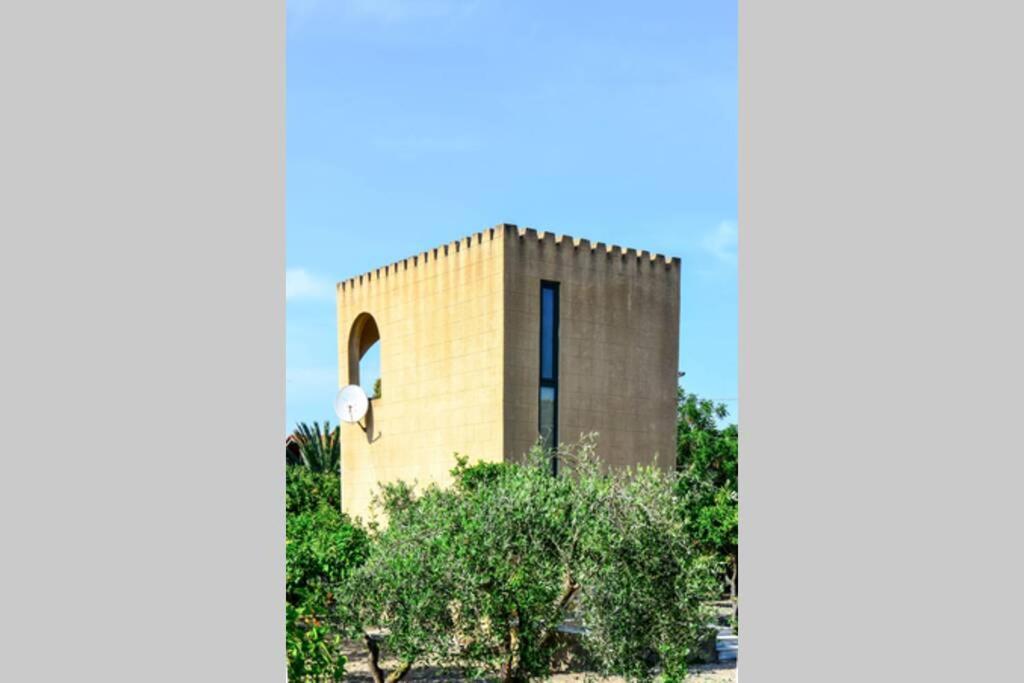 The Tower With The Orange Tree Garden Villa Ialysos  Exterior foto