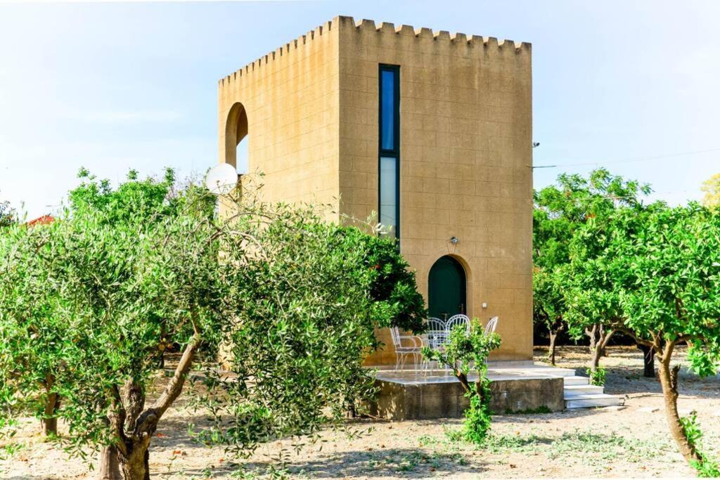 The Tower With The Orange Tree Garden Villa Ialysos  Exterior foto
