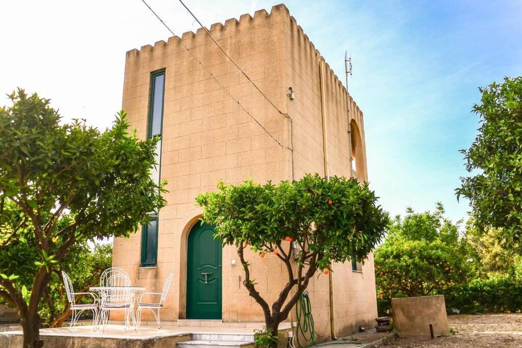 The Tower With The Orange Tree Garden Villa Ialysos  Exterior foto