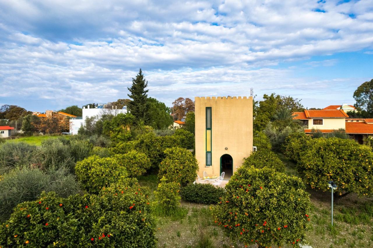 The Tower With The Orange Tree Garden Villa Ialysos  Exterior foto